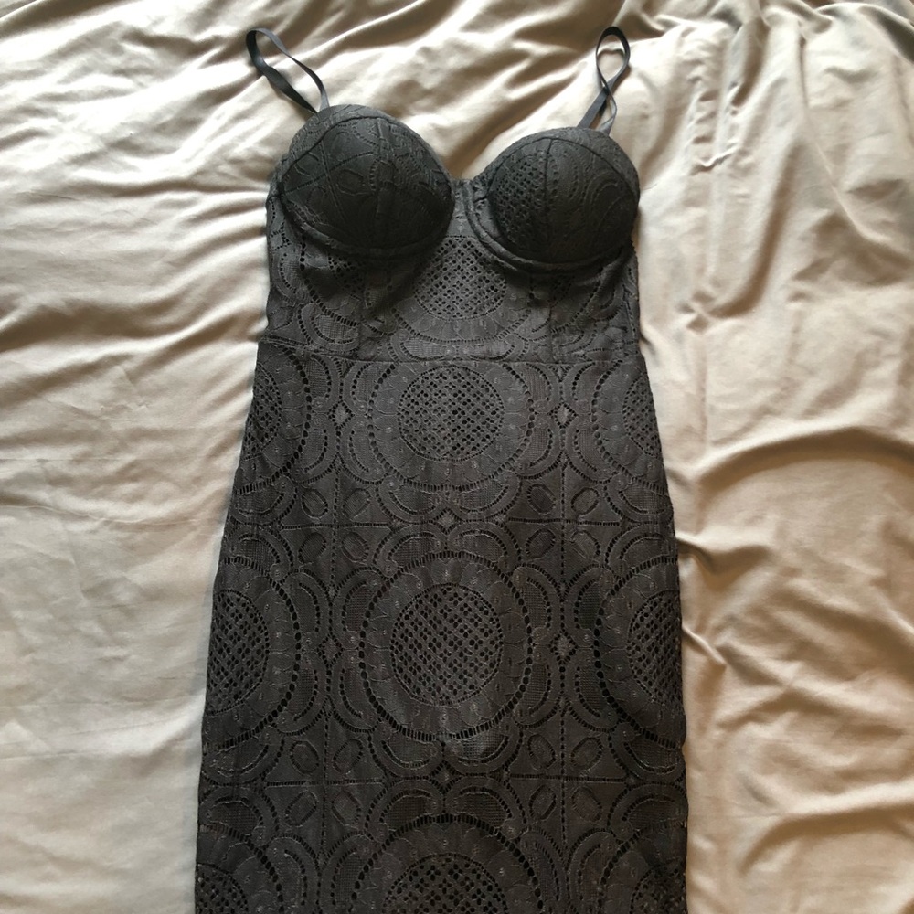 Bebe dress